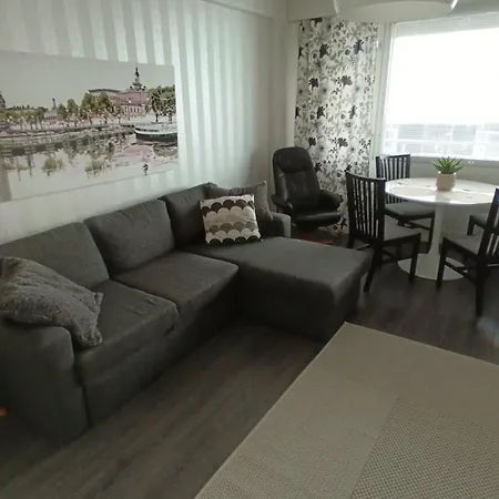 Cozy Apartment In The Center Pori Exterior photo